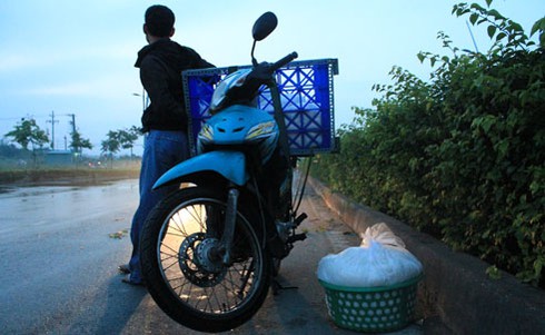 TP.HCM: Tảng sáng, nhiều nơi chìm trong nước lớn - ảnh 10