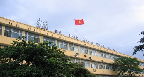 Trường ĐH Bách khoa trả tiền thừa lệ phí sơ tuyển - ảnh 1