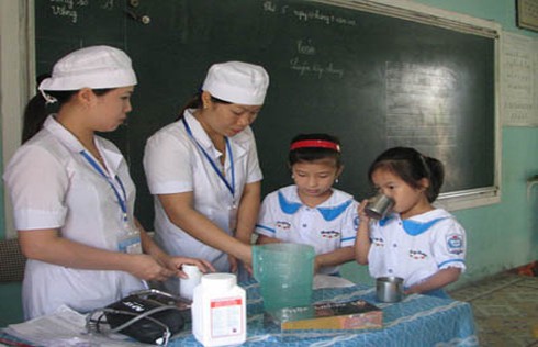 Uống thuốc tẩy giun, một học sinh mầm non tử vong - ảnh 1