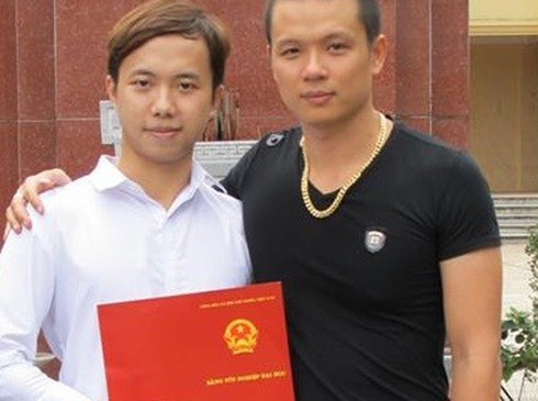 Ông bố lười nói gì khi vào bài văn “bá đạo” của con trai? - ảnh 2