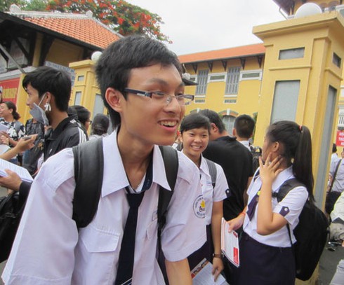 Gợi ý đáp án Vật lý 2014 kỳ thi tốt nghiệp THPT - ảnh 1