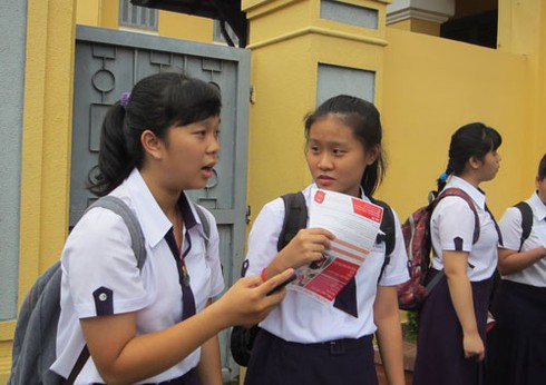 Đề thi tốt nghiệp môn Văn 2014 đề cập đến tình hình biển Đông - ảnh 2