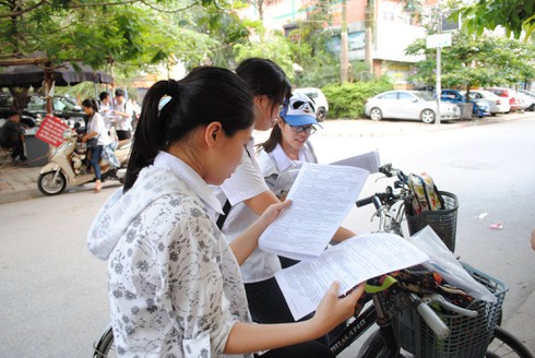 Đáp án gợi ý đề thi môn Hóa học kỳ thi tốt nghiệp THPT 2014 - ảnh 1