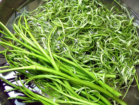 Những cấm kị khi ăn rau muống - ảnh 1