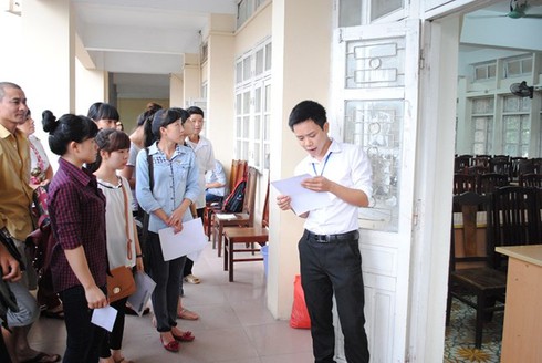 Điểm thi đại học trường Kinh tế quốc dân, Học viện Báo chí - ảnh 1
