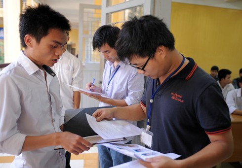 100 thí sinh cao điểm nhất kỳ thi tuyển sinh ĐH, CĐ 2014 - ảnh 1