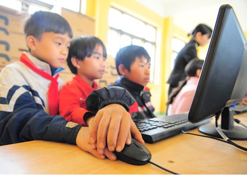 Yêu cầu Viettel dừng chương trình triển khai Internet cho giáo dục - ảnh 1