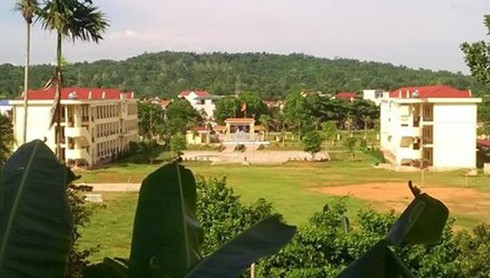 Một hiệu trưởng bị phạt 15 triệu đồng - ảnh 1