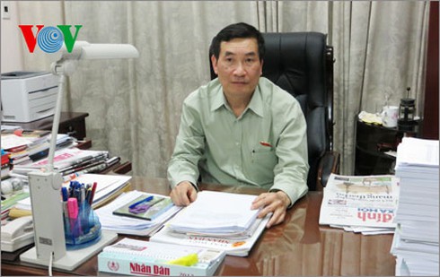 GS Đào Trọng Thi: Chúng ta không thể chạy theo kinh doanh SGK được - ảnh 2