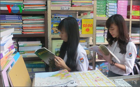 GS Đào Trọng Thi: Chúng ta không thể chạy theo kinh doanh SGK được - ảnh 1