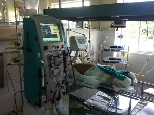 Vụ trực thăng rơi ở Hòa Lạc: Thêm 1 chiến sĩ hy sinh - ảnh 1