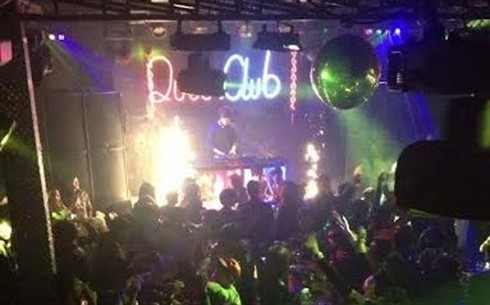 6 người chết, 6 người nguy kịch vì ngạt khí tại quán karaoke - ảnh 1