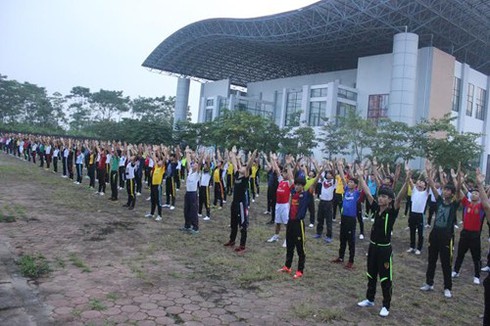 Hi hữu: Trường đại học đánh kẻng học bài - ảnh 2