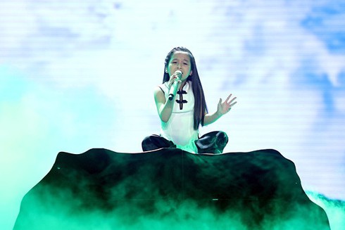 The Voice Kids, Đồ Rê Mí: Gồng mình trẻ hát bài người lớn - ảnh 1