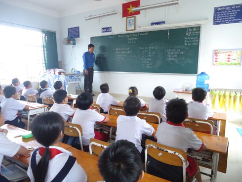 Cần thêm phần đào tạo “cái tâm” cho sinh viên sư phạm? - ảnh 1