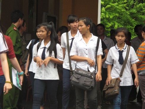 Giáo viên tự biên soạn tài liệu dạy học: 90% đỗ đại học - ảnh 1