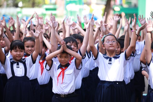 HS tiểu học tự bình chọn: Nếu triển khai, cô giáo sẽ phải làm hộ? - ảnh 1