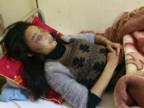 4 nữ sinh đánh bạn trong khách sạn bị xếp hạnh kiểm yếu - ảnh 1