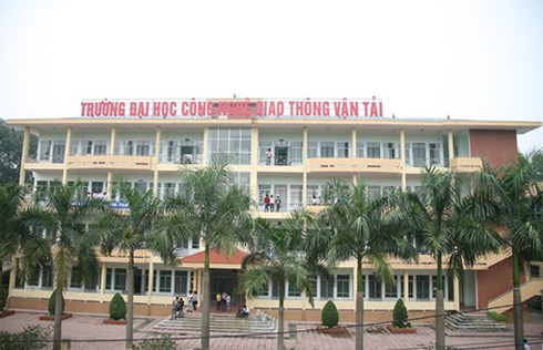 Nâng cấp đại học tràn lan, hàng trăm nghìn cử nhân thất nghiệp - ảnh 1