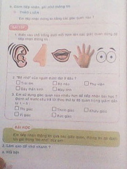 Choáng với sách dạy kỹ năng sống cho học sinh tiểu học - ảnh 2