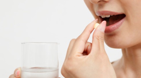 Thuốc tránh thai khẩn cấp: Tác dụng phụ và biến chứng nguy hiểm - ảnh 1