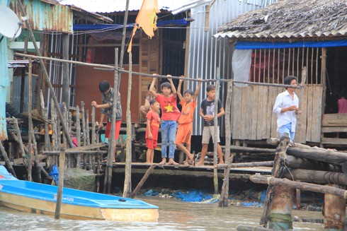 Ngắm cuộc sống sông nước của người dân Cà Mau - ảnh 26