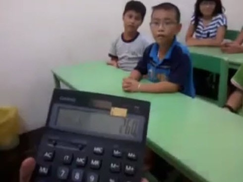 Cậu bé tính nhẩm siêu tốc: Năng khiếu bẩm sinh hay có sự dàn dựng? - ảnh 1