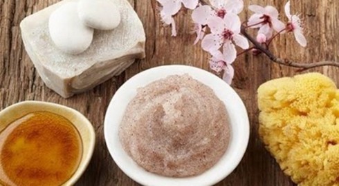 8 loại mỹ phẩm bác sĩ da liễu khuyên không nên dùng - ảnh 1