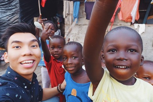 Chàng trai chu du 23 quốc gia với 0 đồng - ảnh 1