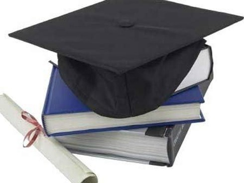 Bộ Giáo dục siết chặt đào tạo thạc sĩ, tiến sĩ - ảnh 1