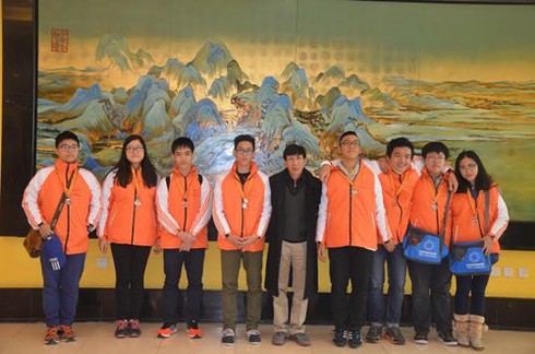 Việt Nam thắng lớn trong Kỳ thi vô địch các đội tuyển Toán quốc tế 2015 - ảnh 2