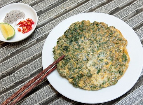 Ăn trứng gà ngải cứu bao nhiêu là đủ? - ảnh 1