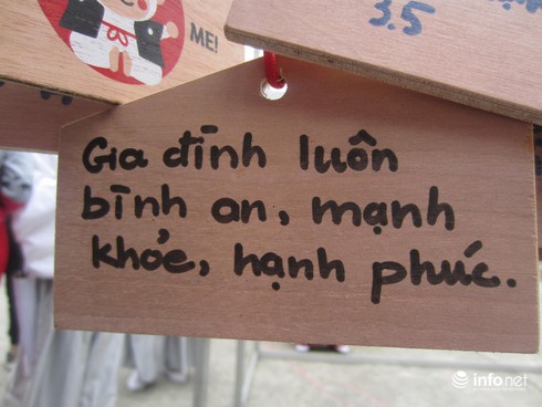 Những điều ước đẹp xen lẫn phản cảm trong lễ hội văn hóa Nhật Bản năm 2016 - ảnh 3