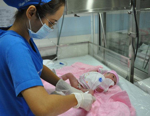 8 ngày Tết: 5.401 người bị chấn thương sọ não, 23.436 trẻ chào đời - ảnh 2