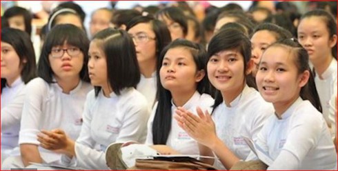 Bộ GD&ĐT lên tiếng về khủng hoảng thừa nhân lực sư phạm - ảnh 1