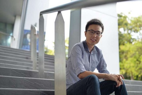 Giáo sư kinh tế trẻ tuổi nhất thế giới - ảnh 1