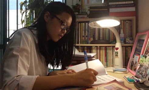 Thủ khoa “kép” chuyên Ams và bài văn 14 trang trong 150 phút - ảnh 2