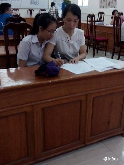 Những thí sinh đầu tiên xét tuyển đại học năm 2016 - ảnh 11