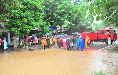 Lũ lớn cô lập nhiều vùng ở TP. Lào Cai và Bát Xát - ảnh 4