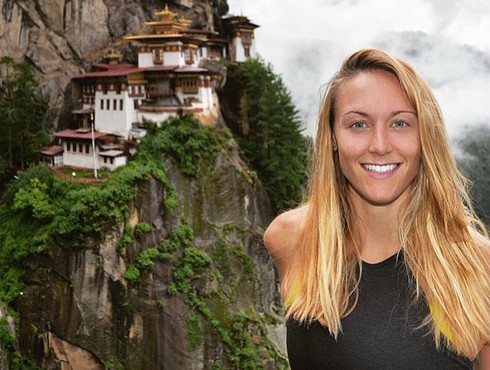 Cô gái đặt chân tới 180 quốc gia trong 15 tháng - ảnh 1