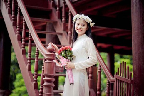 Cô bé mồ côi cha được tuyển thẳng vào đại học - ảnh 1