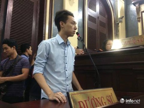 (Cập nhật) Phiên tòa xét xử Phương Nga: Chuyển thư tay qua lỗ thông gió - ảnh 7