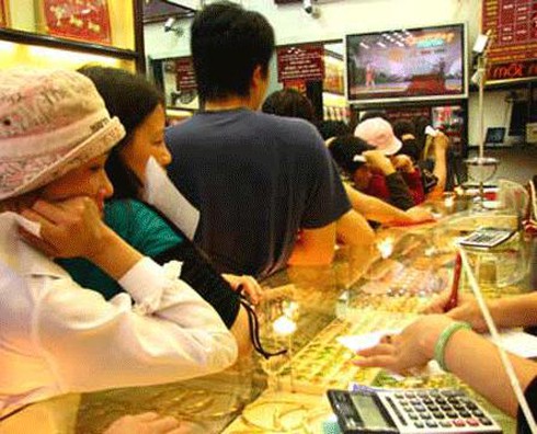 `Khai tử` gần 12.000 DN kinh doanh vàng miếng?