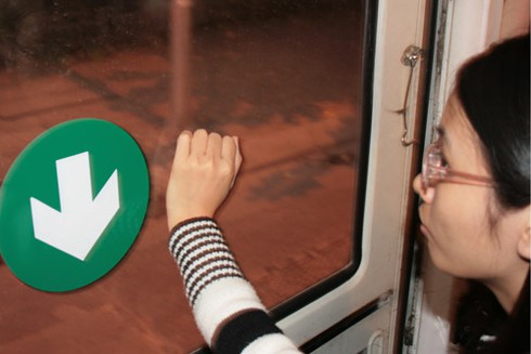 Đi xe buýt phải có `bàn tay thép”