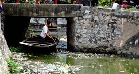 Rất ít khu kinh tế, làng nghề xử lý tốt nước thải