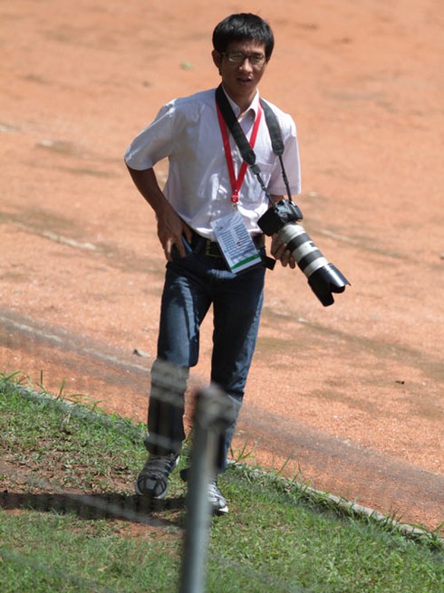 HLV Falko Goetz kiên quyết đuổi phóng viên