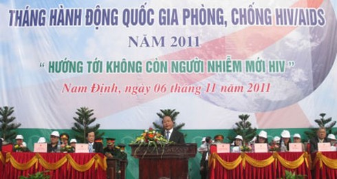 Tổng LĐLĐ Việt Nam tăng cường các hoạt động phòng, chống HIV/AIDS