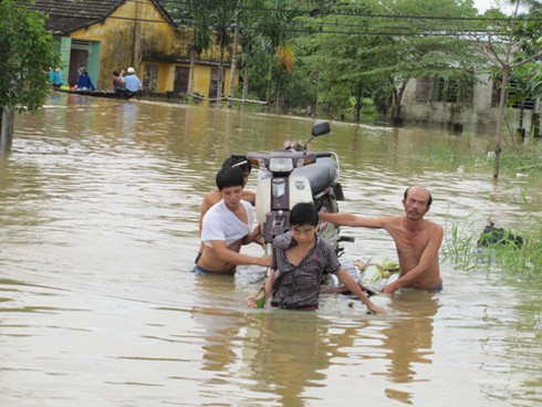 Đà Nẵng: Trên 30.000 hộ dân bị ngập nặng