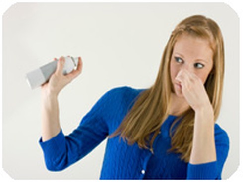 “Hiểm họa”hệ hô hấp từ nước hoa xịt phòng