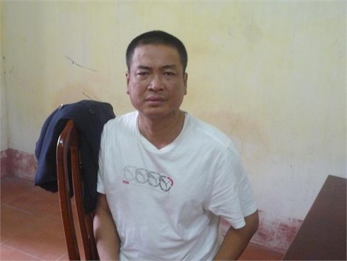 Khởi tố, bắt giam kẻ hai lần mang ô tô chặn đường tàu